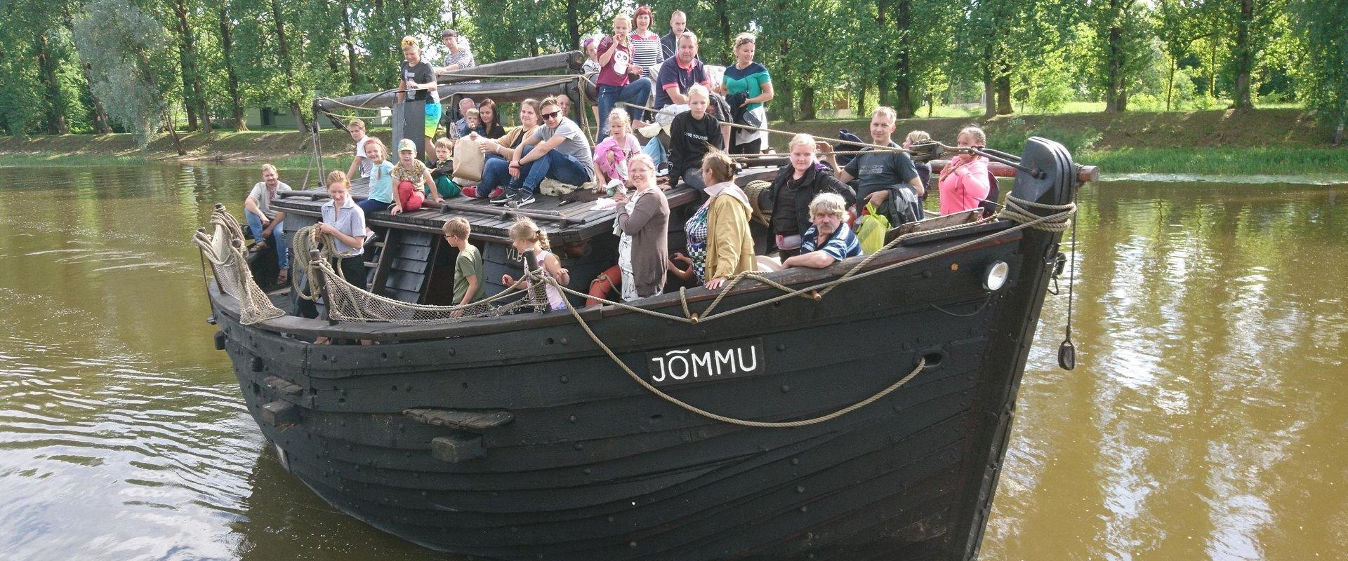 The Jõmmu barge is a timber vessel for transporting goods, the likes of which sailed on Estonian waterways from Hanseatic times until the mid-20th cen