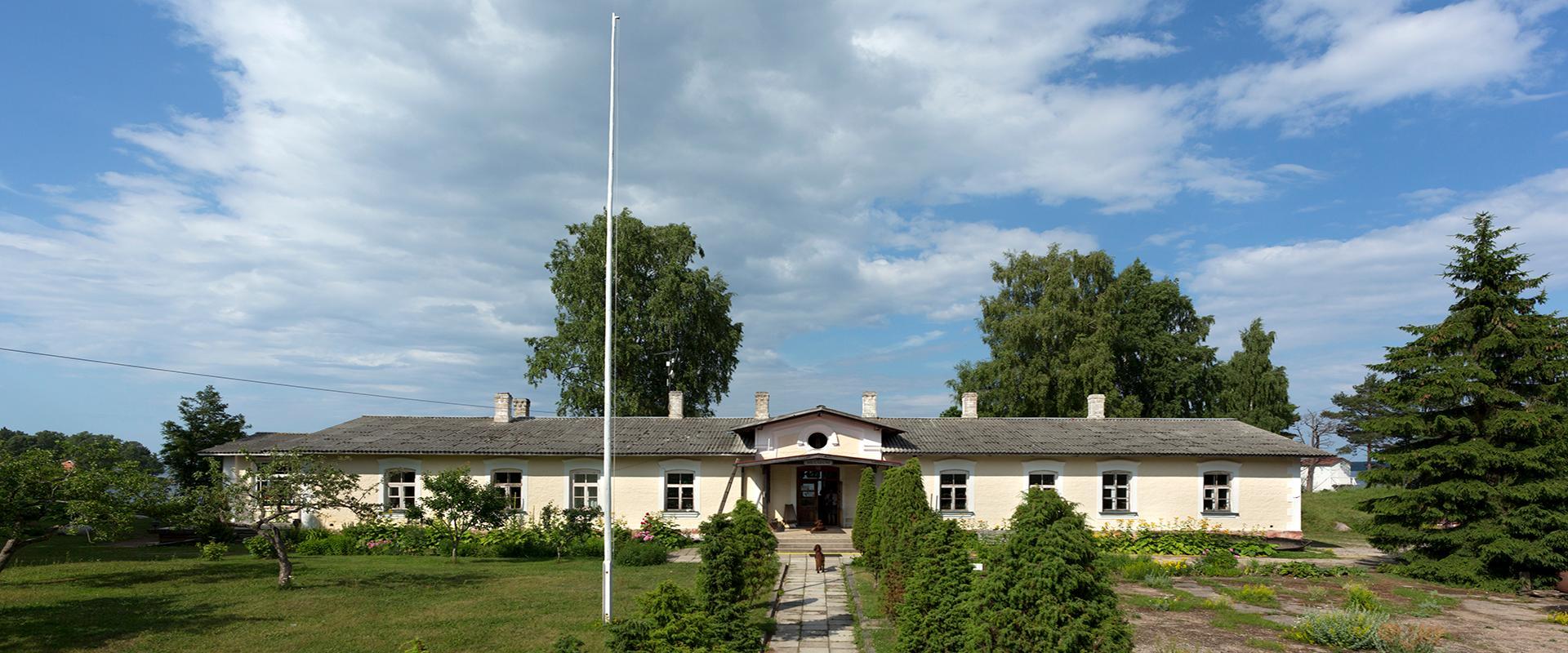 Käsmu Sea Museum is situated in Lääne-Virumaa beautiful captains' village Käsmu. Museum is located starting from 1993 in border guard station building