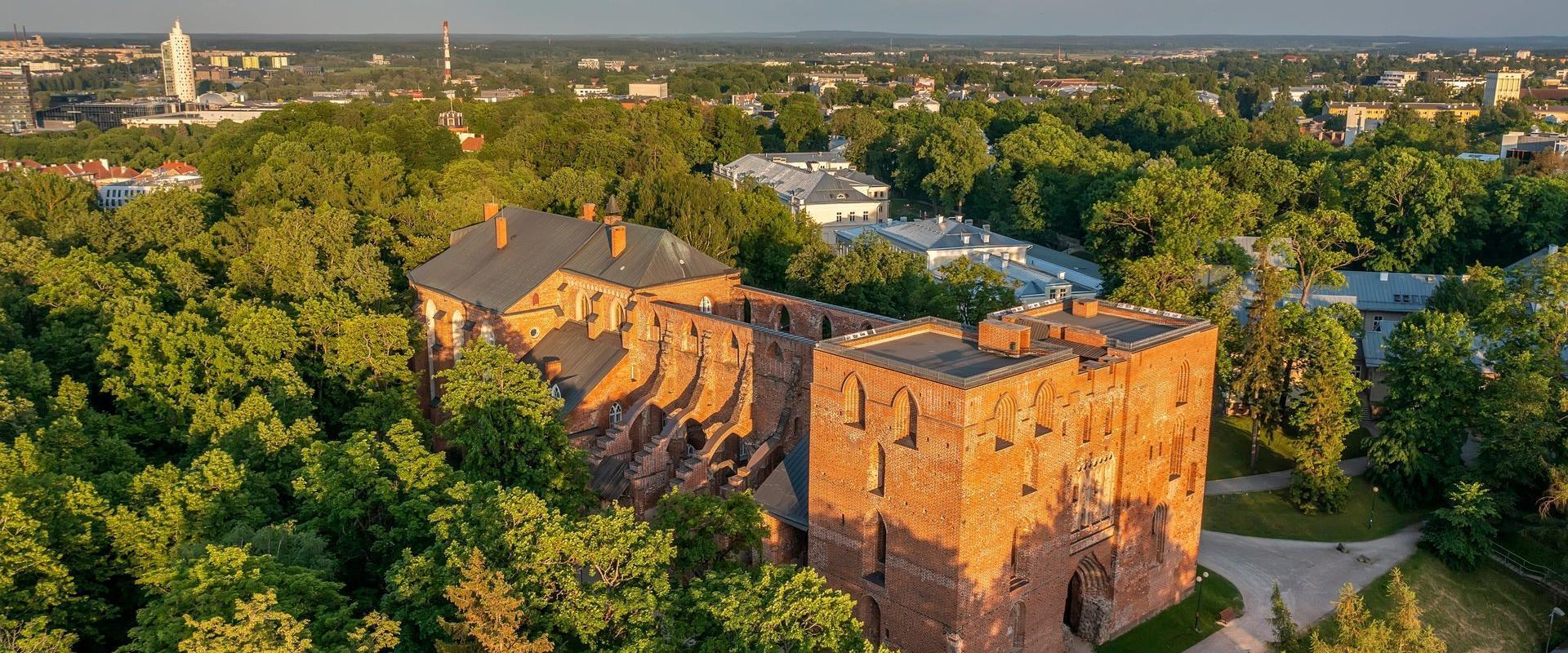 Tartu Cathedral, located on the beautiful Toome Hill, is one of the largest churches in Estonia. It is also the only mediaeval church with two spires 