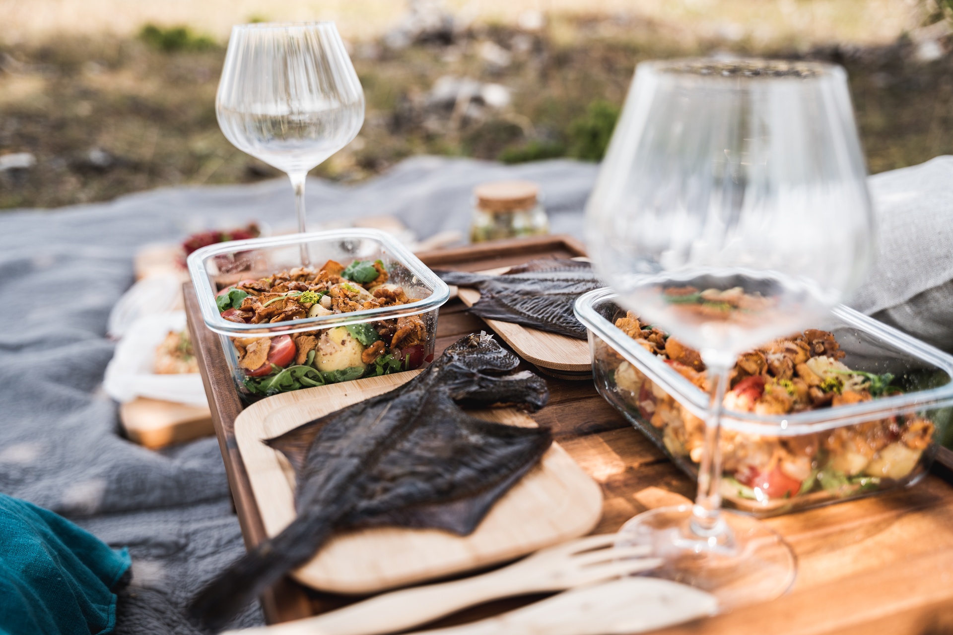 picnic food of smoked fish and salad